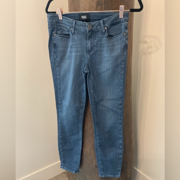 Paige Verdugo Crop Jeans in Shelby - Picture 2 of 10